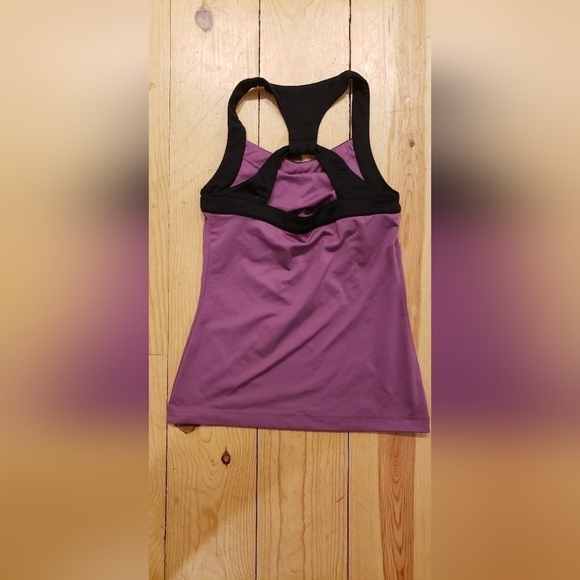 4 small tops and 1 pair of leggings yoga fitness workout tanks tops - Picture 6 of 11
